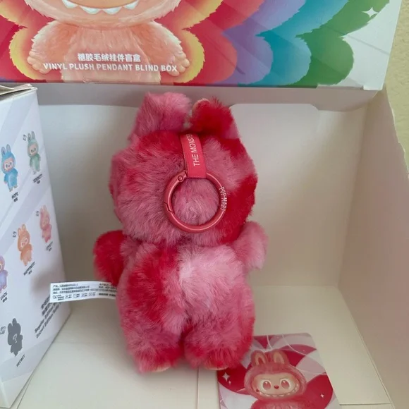 POP MART Labubu Big Into Energy Love - Picture 3 of 3